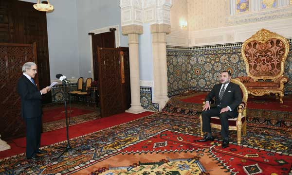 Le Roi Mohammed VI reçoit Abdellatif Jouahari 