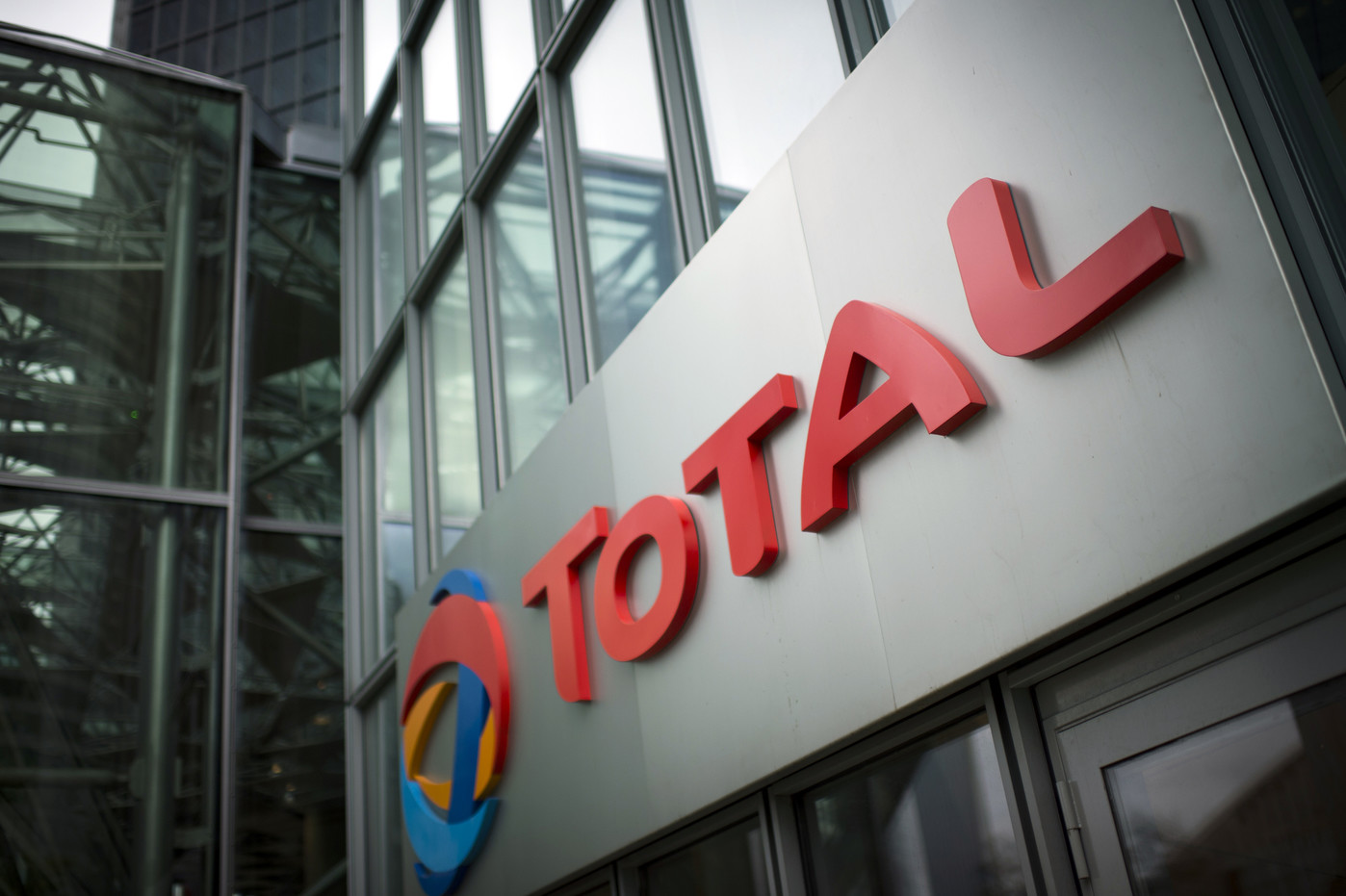 Total signe lundi un accord de développement avec l'Iran