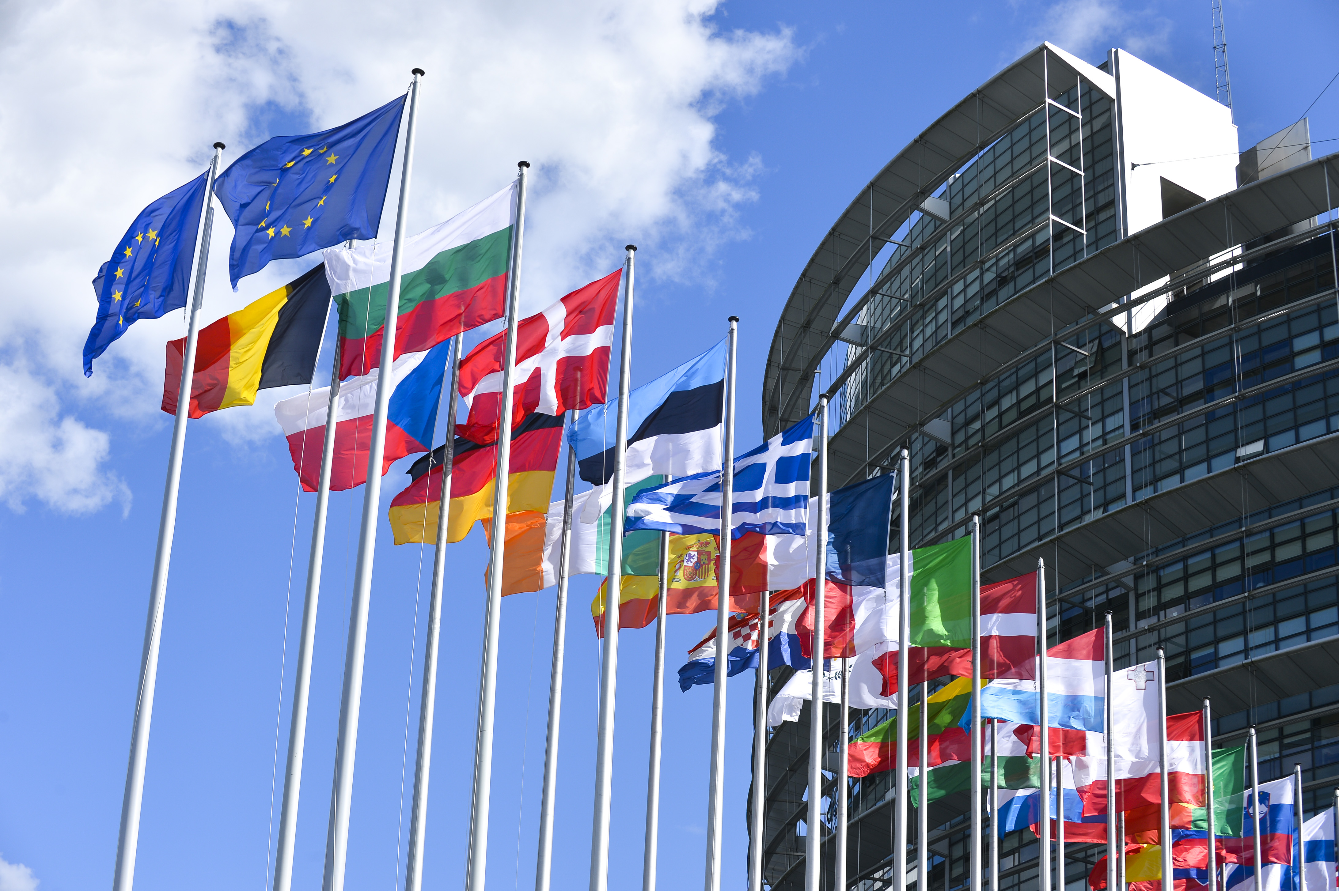 Paradis fiscaux : l’Union européenne a adopté une liste noire de 17 pays, dont la Tunisie
