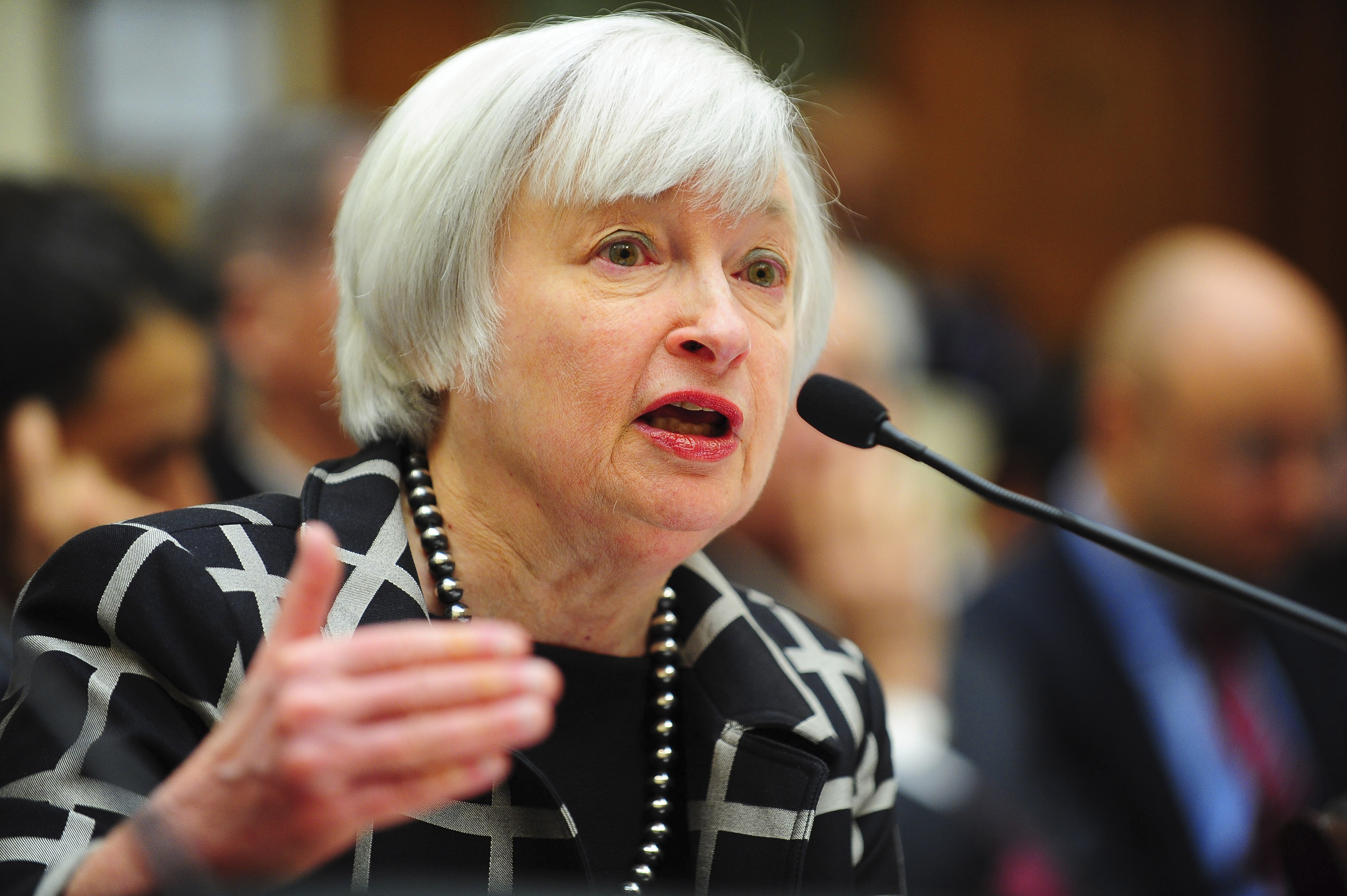Taux inchangés de la Fed, qui anticipe une hausse de l'inflation