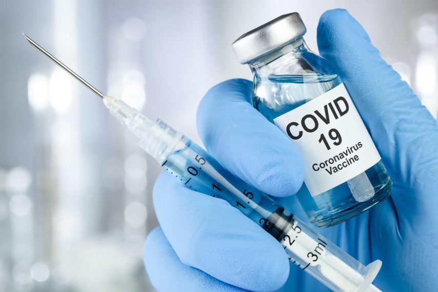Vaccination anti-Covid: la cible élargie aux plus de 65 ans