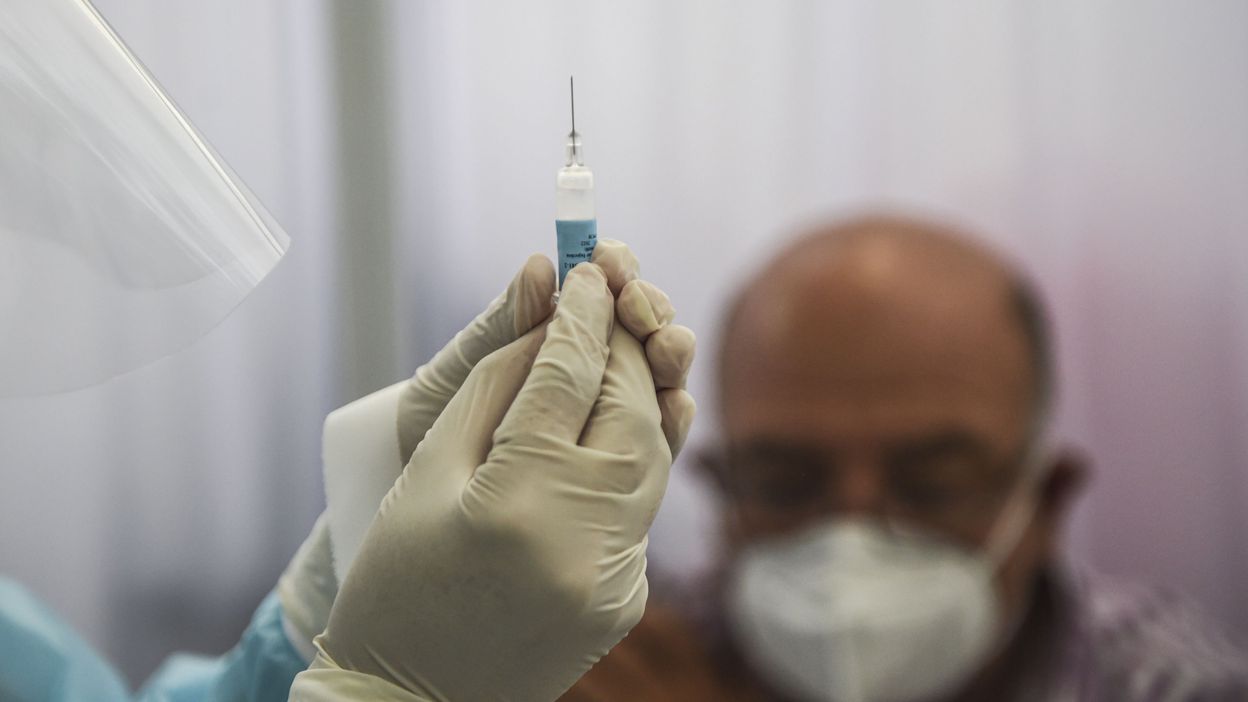 Vaccination anti-covid: démarrage de la campagne d'injection de la 3e dose au Maroc