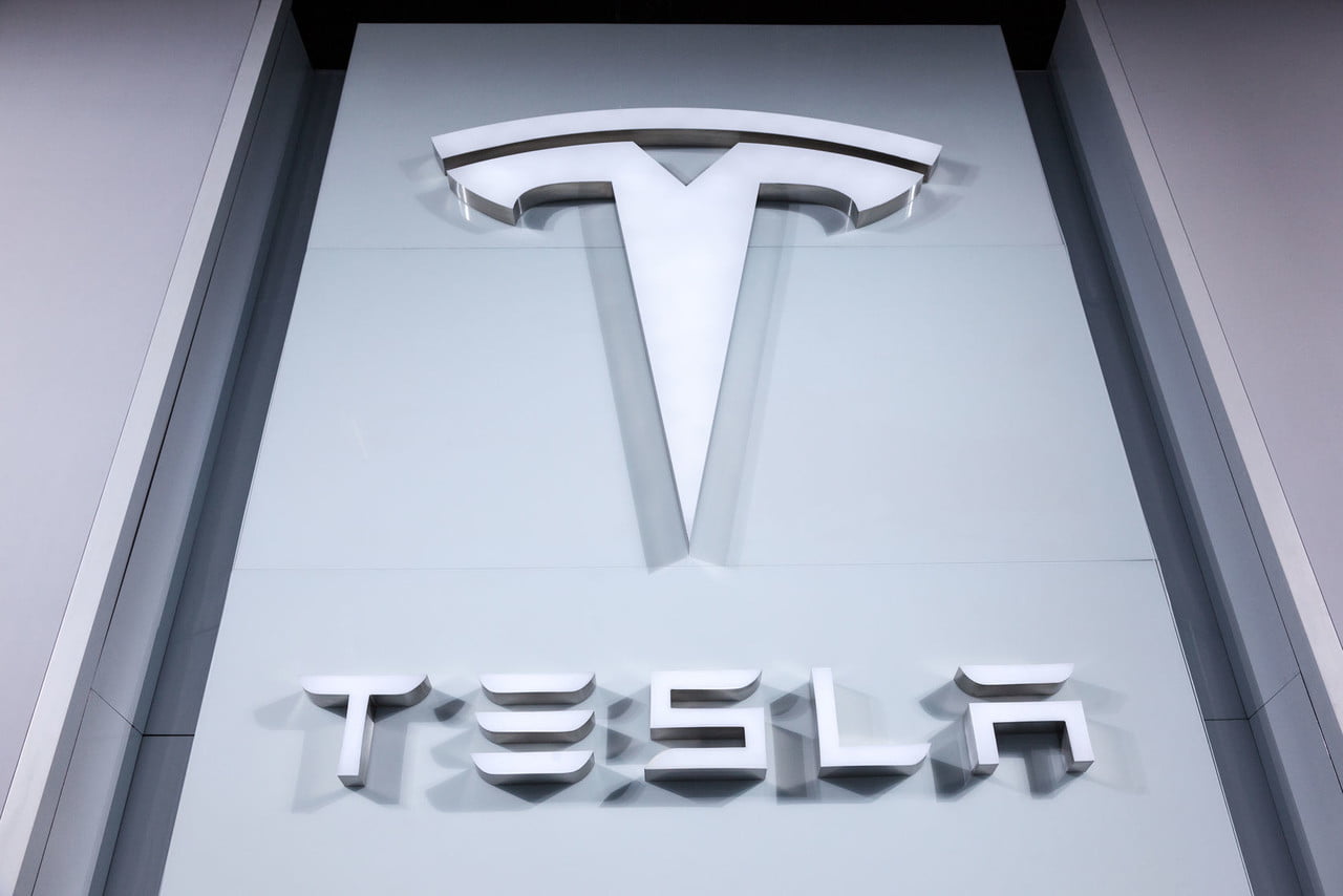USA: Tesla enregistre des bénéfices record en 2021