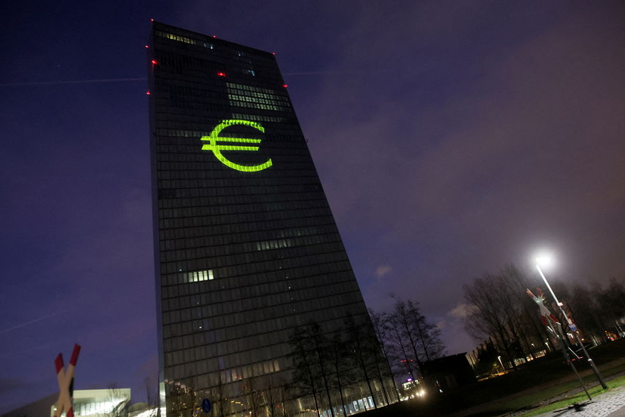 Un membre de la BCE plaide pour des hausses de taux de 50 pbs en février et mars