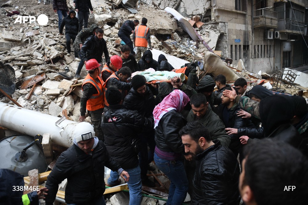 Séisme en Turquie et Syrie: plus de 1.500 morts, deuxième secousse puissante