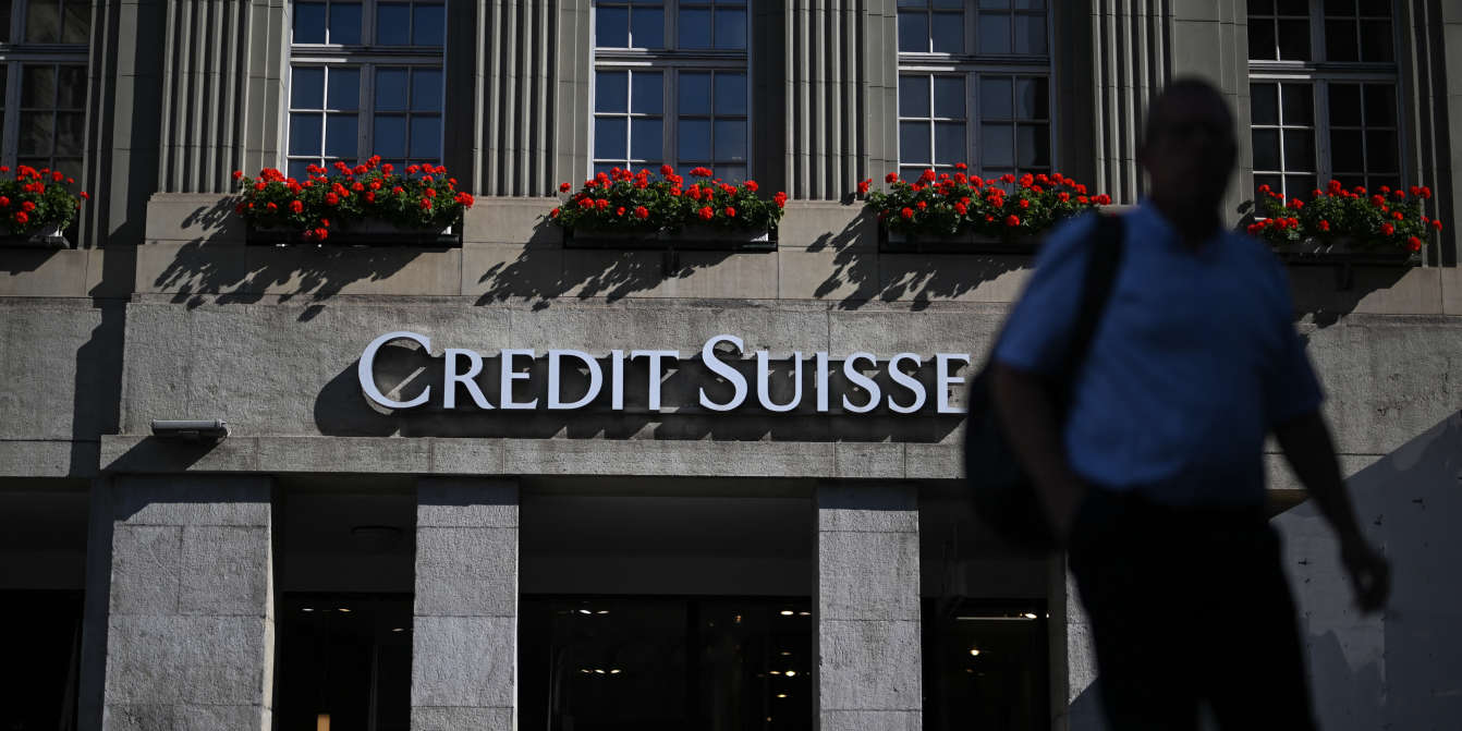 Rachat de Credit Suisse par UBS: plus que quelques heures pour trouver une solution