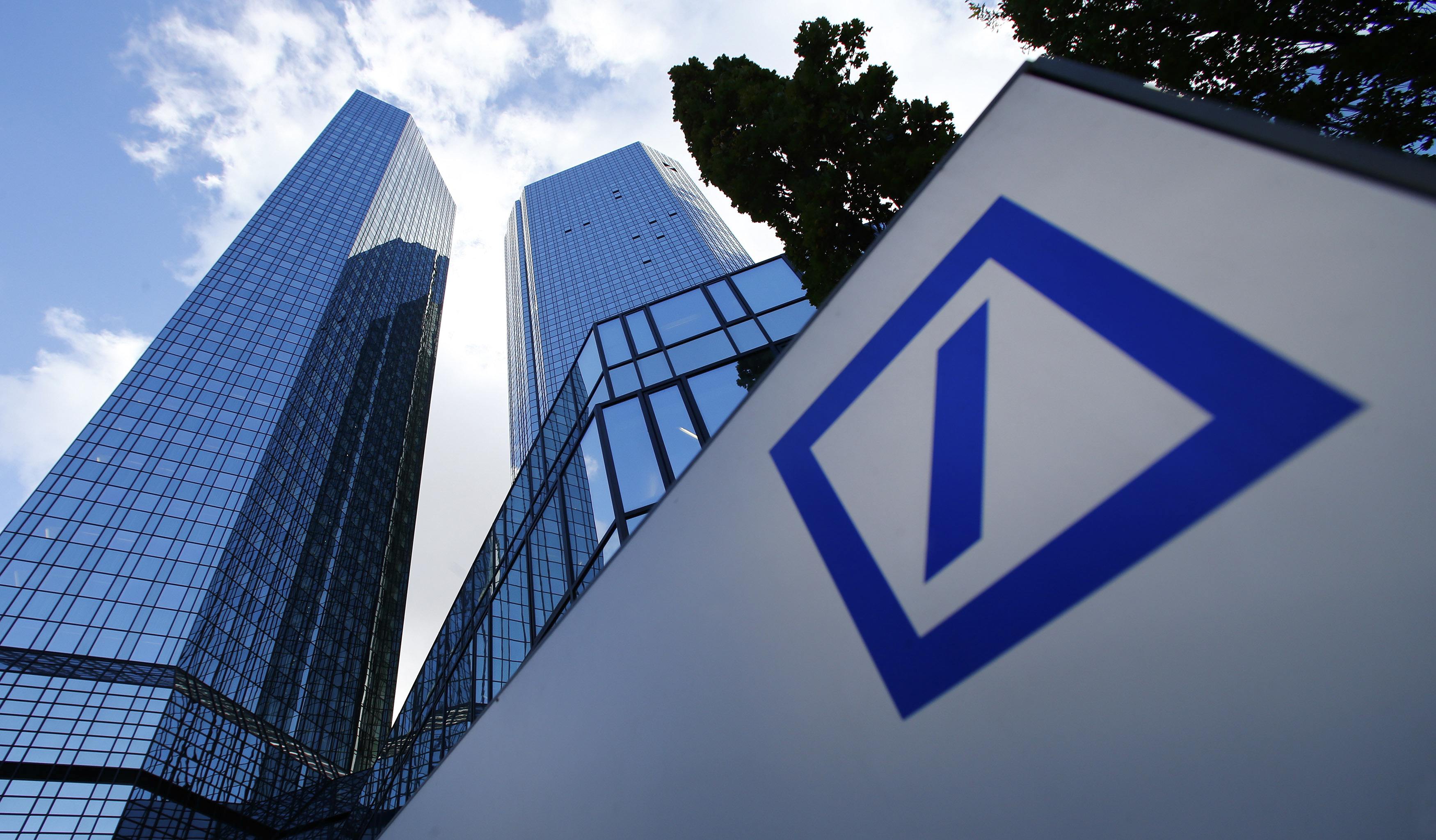  Deutsche Bank: une perte trimestrielle de 6 Mds déeuros 