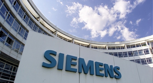 Energie : le CEO de Siemens rencontre Abdelkadar Amara 